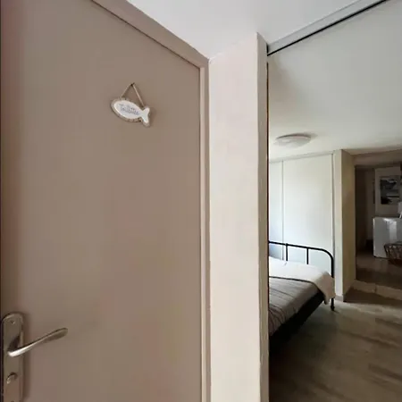 Maison *